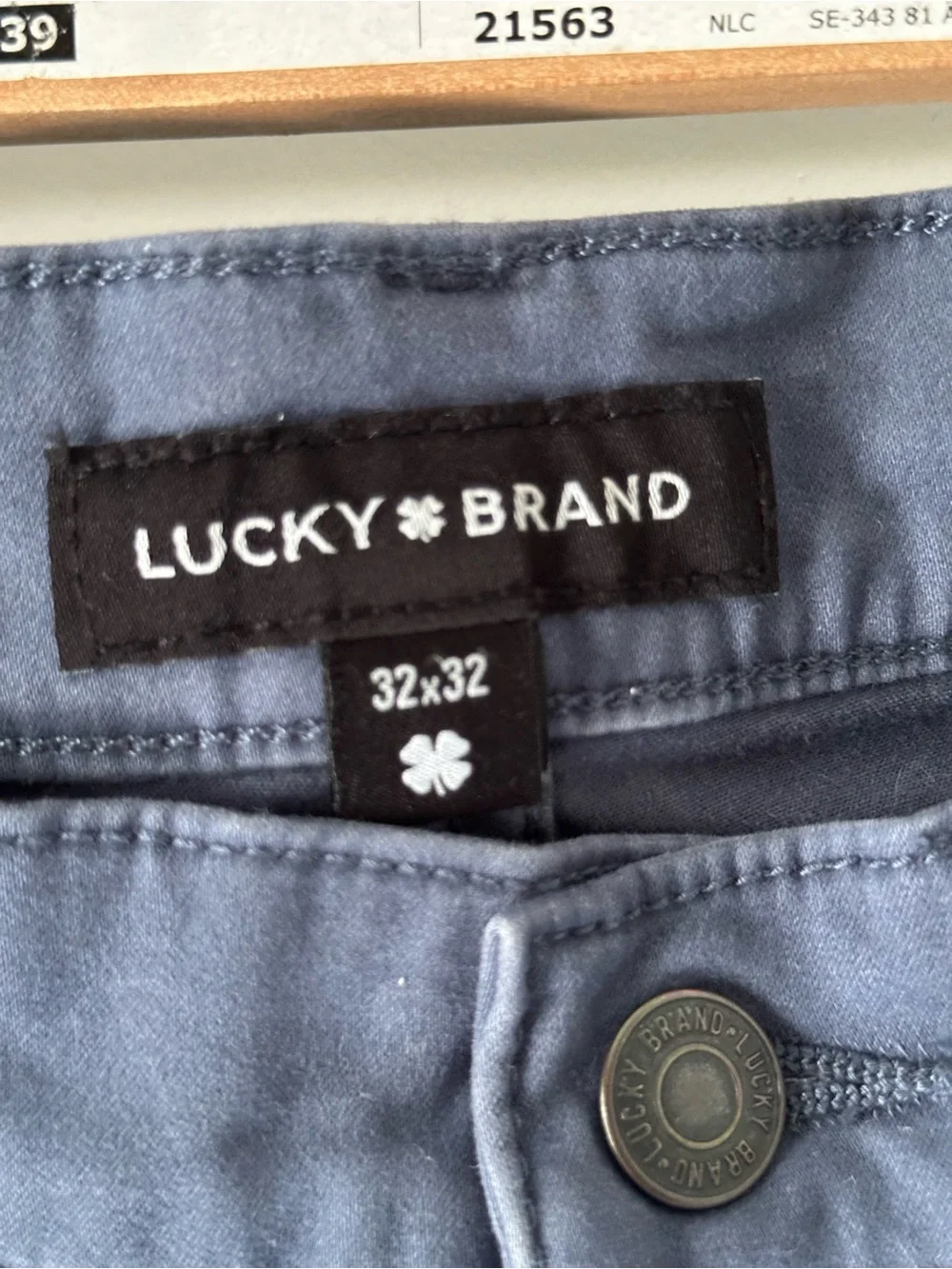 Lucky Brand Men's Straight Jeans in Slate Navy